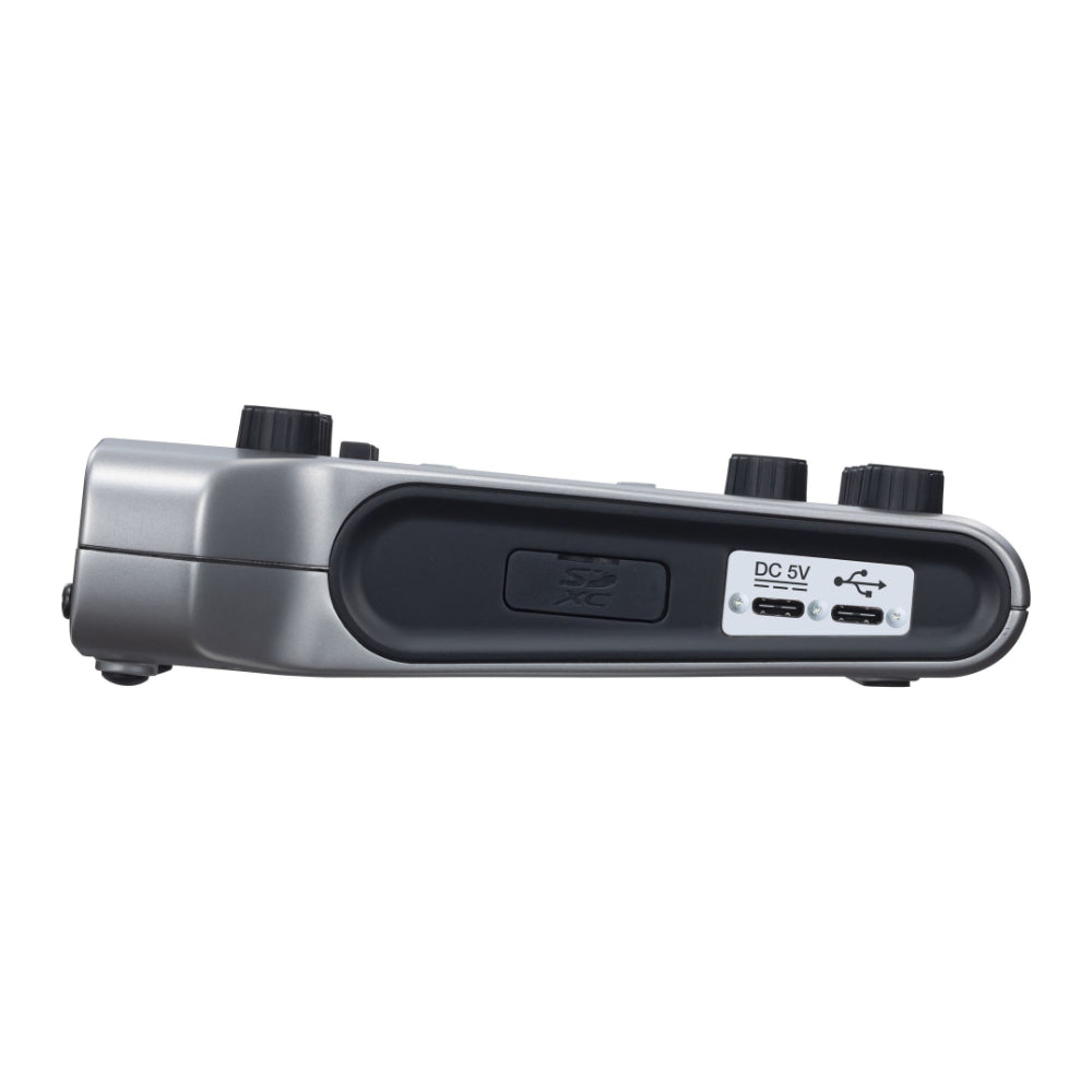 Zoom PodTrak P4 4-input Ultimate Recorder for Podcasting