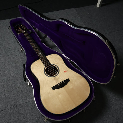 Kepma G1 Series Solid Sitka Spruce Top Dreadnought Acoustic Guitar with Deluxe Hardshell Case