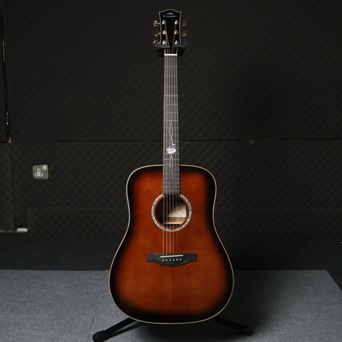 Kepma G1eK Series Solid Sitka Spruce Top Dreadnought Acoustic Guitar, LR Baggs Stage Pro Anthem Pickup w Case