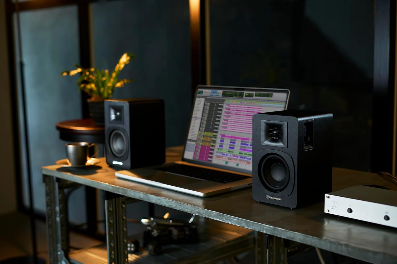 Audio-Technica AT-SP3X Powered Bookshelf Speakers - Pair |  AUDIO TECHNICA |  MONITOR SPEAKER |  Zoso Music