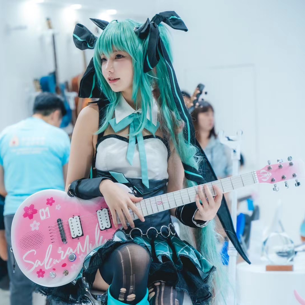 Enya Nova GO Sonic Sakura Miku Edition Electric Guitar Pink