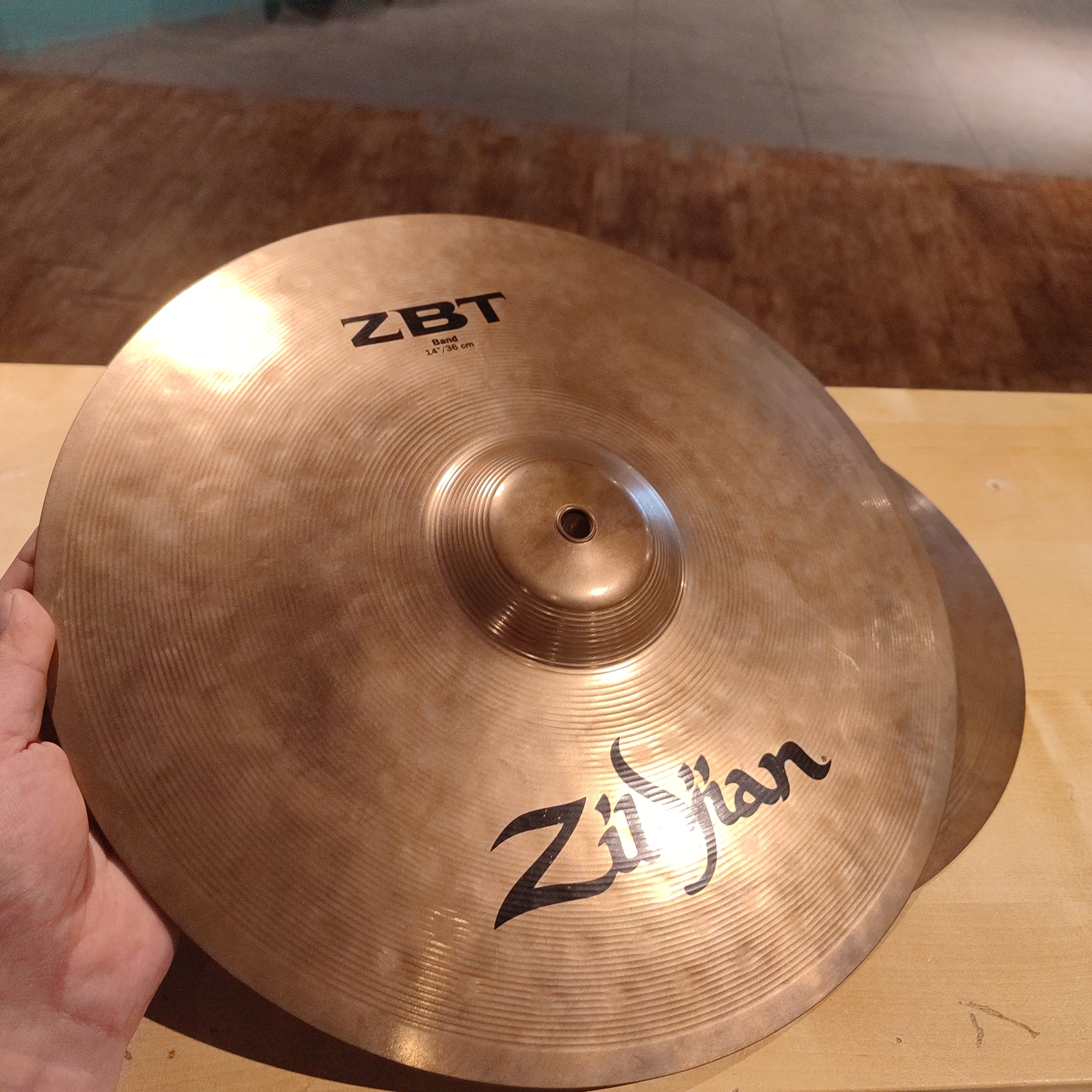 DISPLAY CLEARANCE - ZILDJIAN ZBT BAND CYMBAL, PAIR | ZILDJIAN , Zoso Music