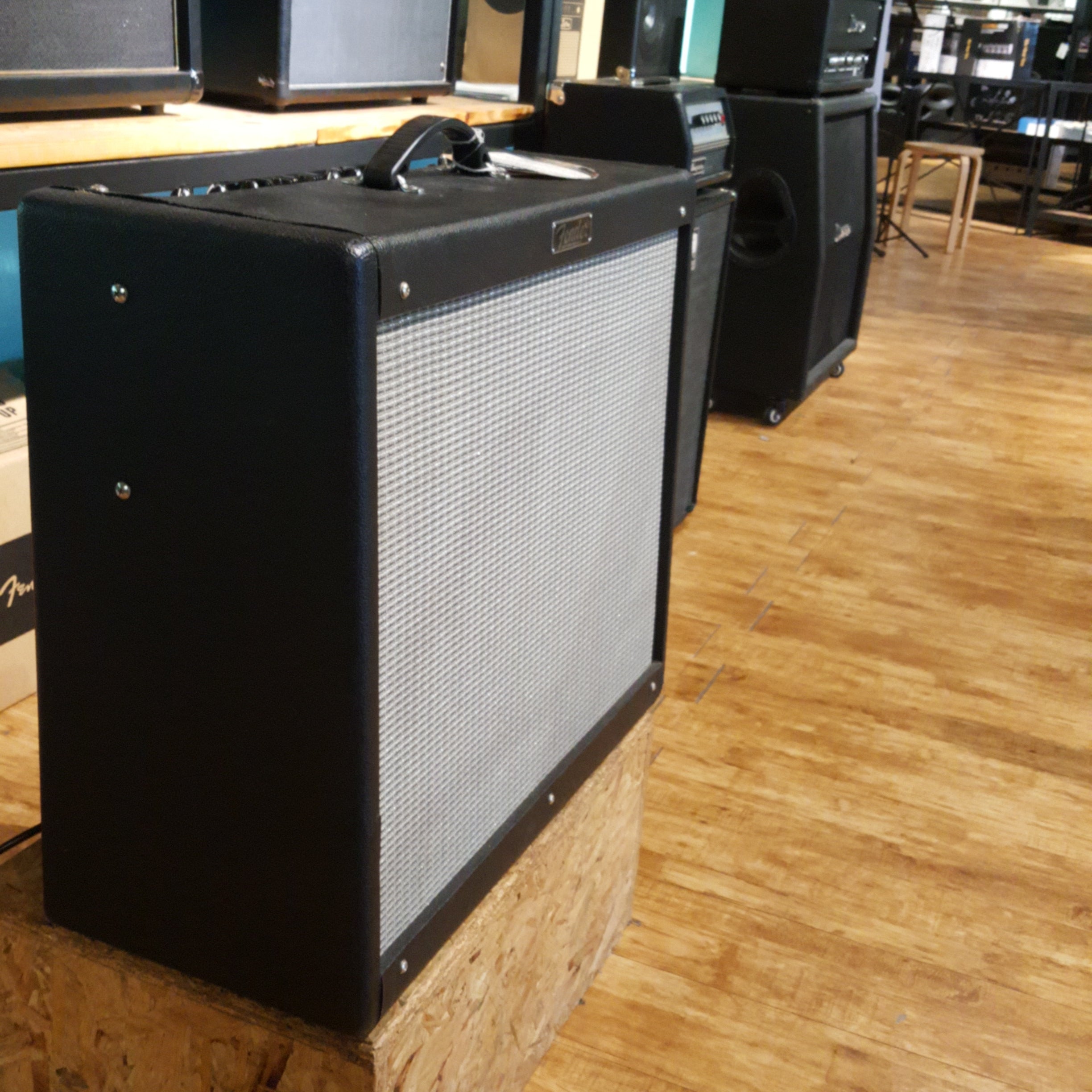DISPLAY CLEARANCE - FENDER HOT ROD DEV 212 III 60W 2X 12 COMB | ZOSO MUSIC SDN BHD , Zoso Music