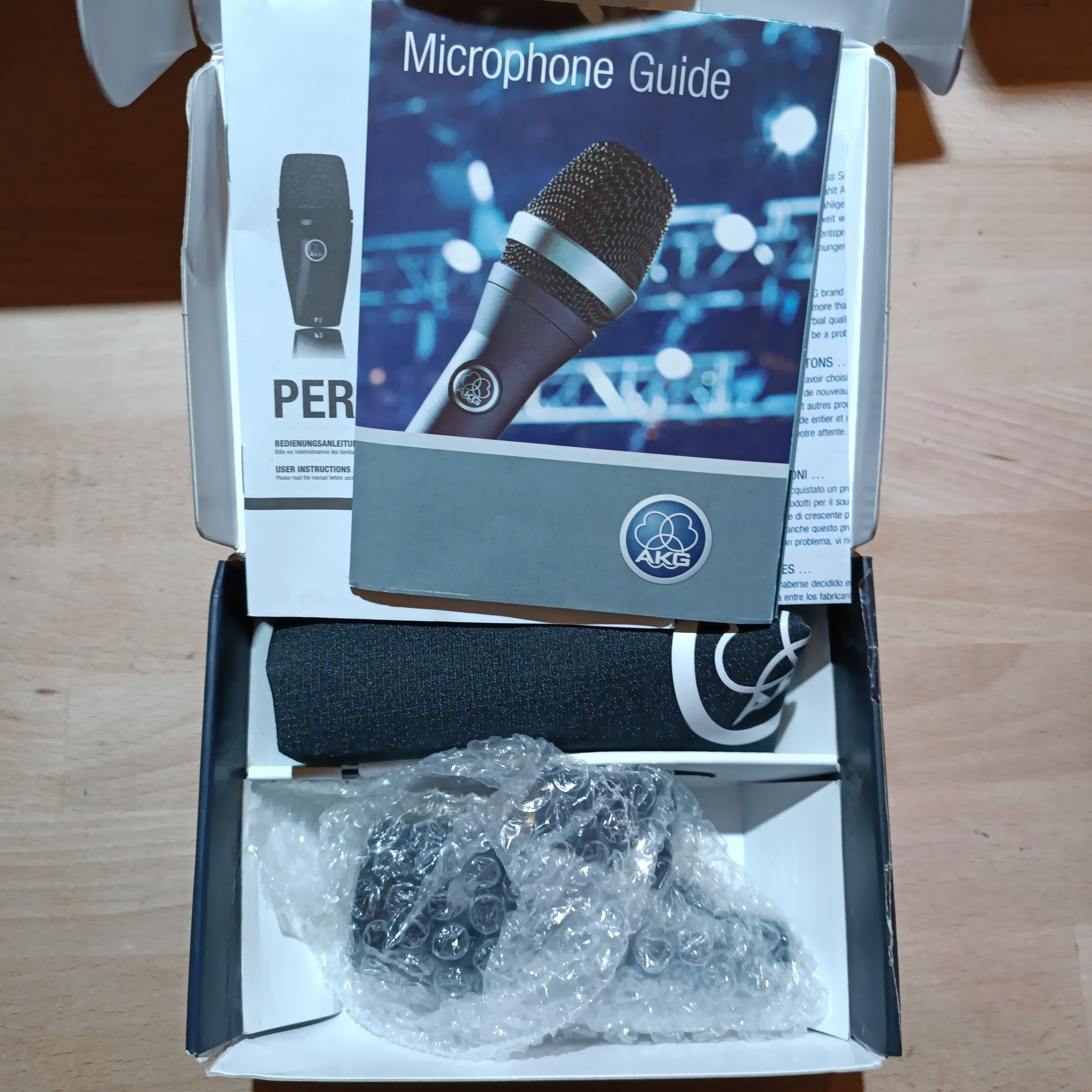 DISPLAY CLEARANCE AKG PERCEPTION LIVE P4 MICROPHONE | AKG , Zoso Music