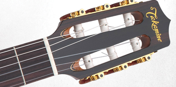 TAKAMINE TC135SC CLASSICAL GUITAR | FCN CUTAWAY | NATURAL GLOSS | COOLTUBE (CTP-3) PREAMP | WITH CASE | MADE IN JAPAN