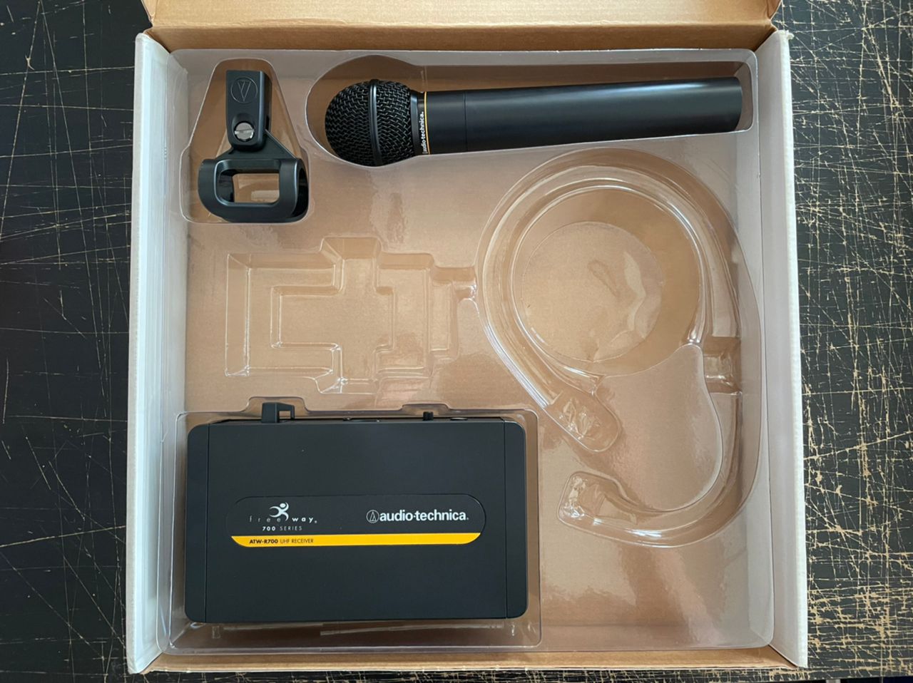 DISPLAY CLEARANCE AUDIO TECHNICA ATW702 COMPLETE SET ATW-702 ( NO POWER SUPPLY ) | AUDIO TECHNICA , Zoso Music