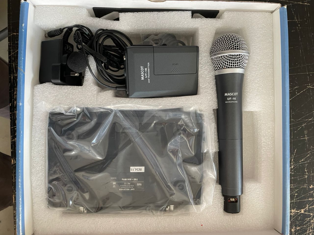 DISPLAY CLEARANCE MASCOT SINGLE CHANNEL UHF (1 UNIT RECEIVER ) ( I UNIT ADAPTOR ) | MASCOT , Zoso Music
