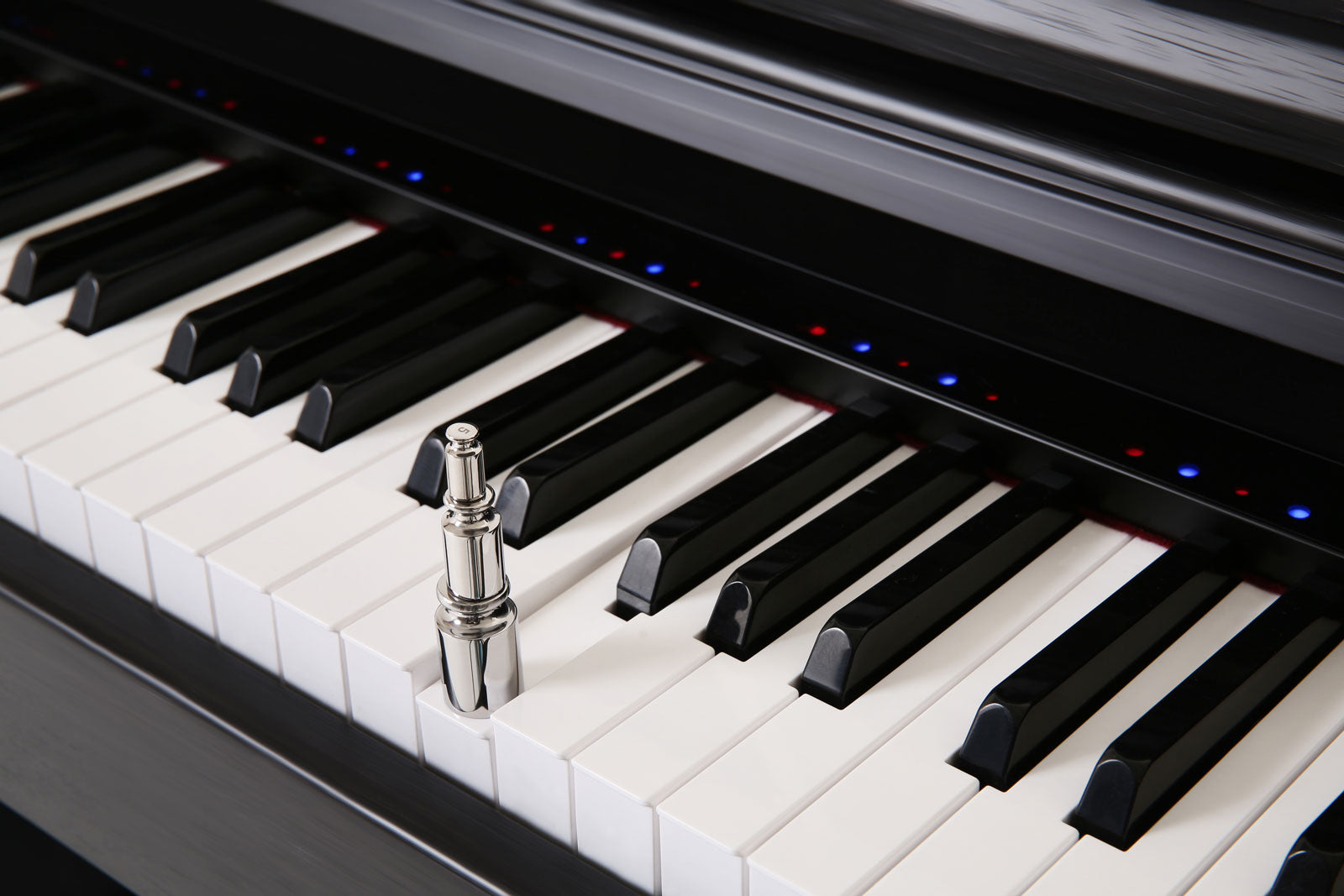 The ONE TOP1 Smart Piano 88 Hammer Keys & Bluetooth Connection W/Bench Black