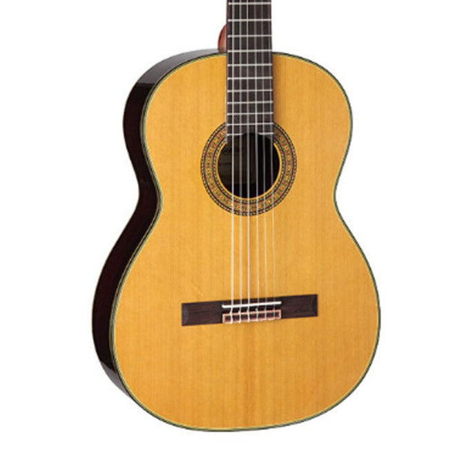 Takamine C132S Classical Guitar, Nylon String, Natural Gloss with GC S Case (Made In Japan)